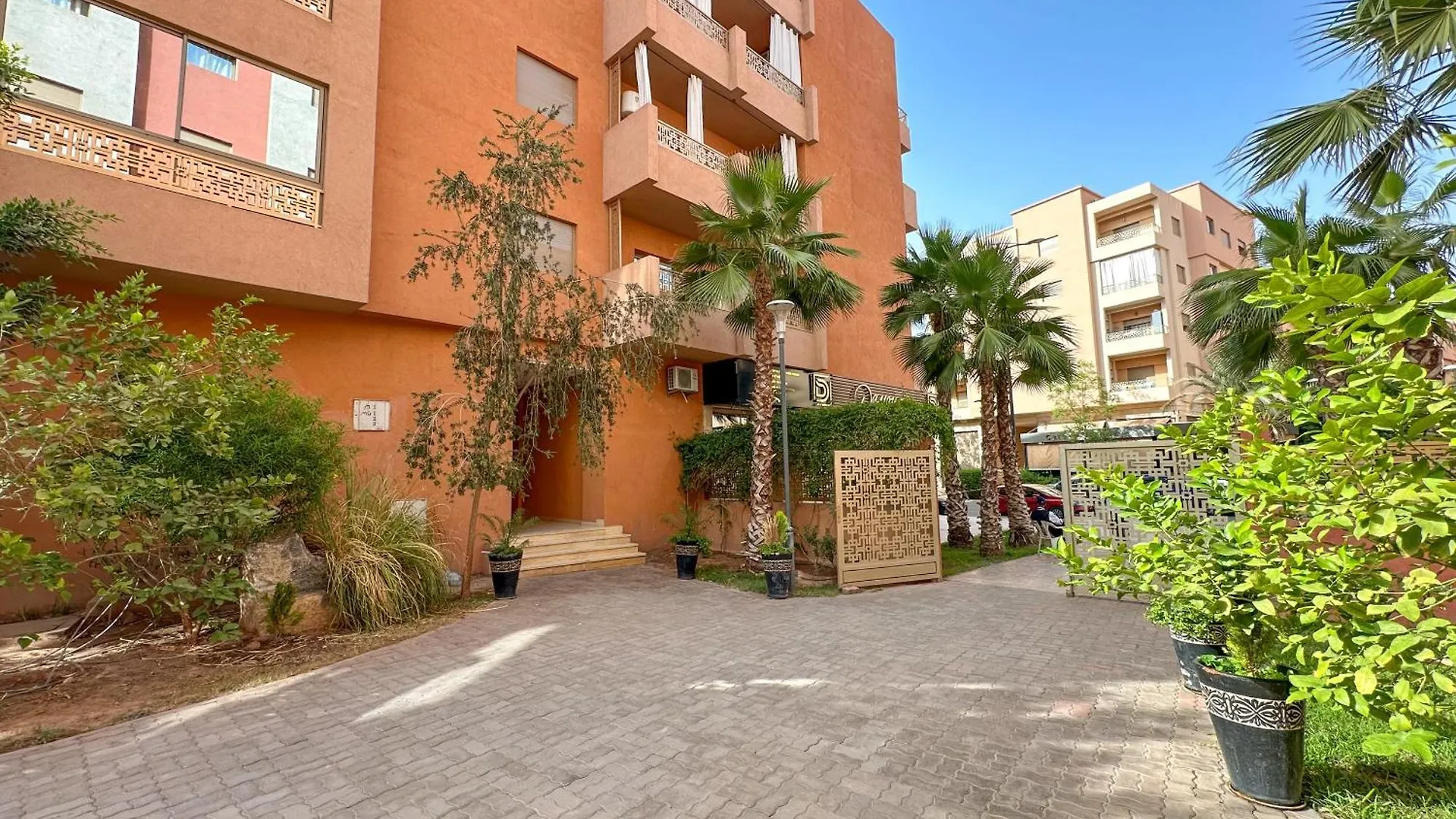 Modern Flat With Double Patio Right Next To Marrakech Center Apartment Marrakesh 0*,  Morocco
