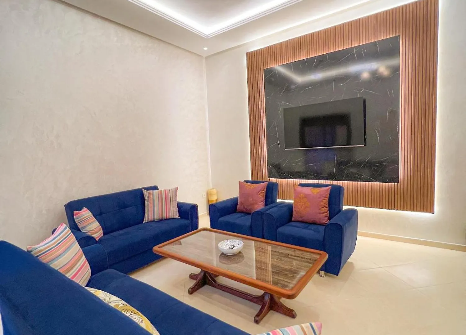 Modern Flat With Double Patio Right Next To Marrakech Center location